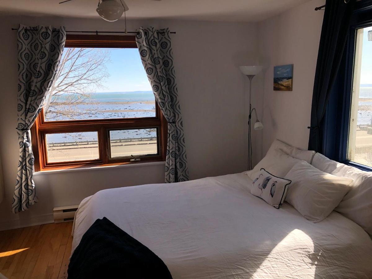 Les Pinsons Des Rives Bed and Breakfast La Malbaie Exteriör bild