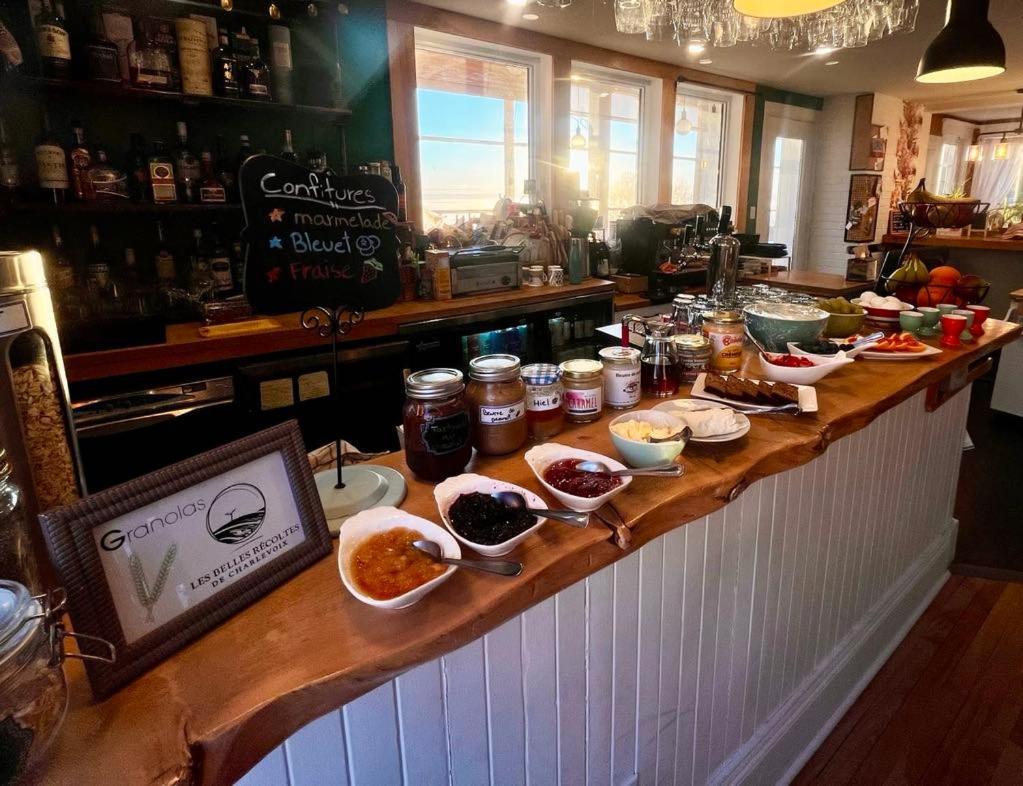 Les Pinsons Des Rives Bed and Breakfast La Malbaie Exteriör bild