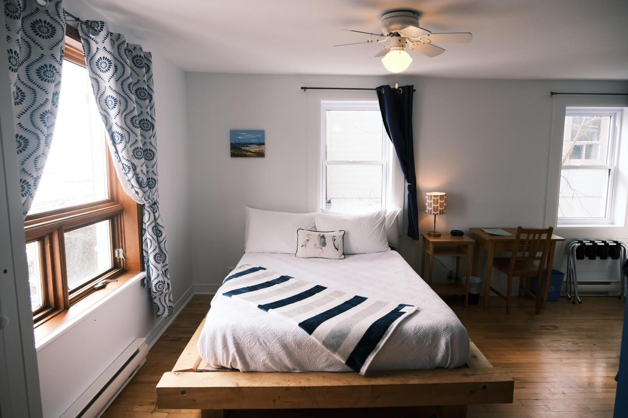 Les Pinsons Des Rives Bed and Breakfast La Malbaie Rum bild