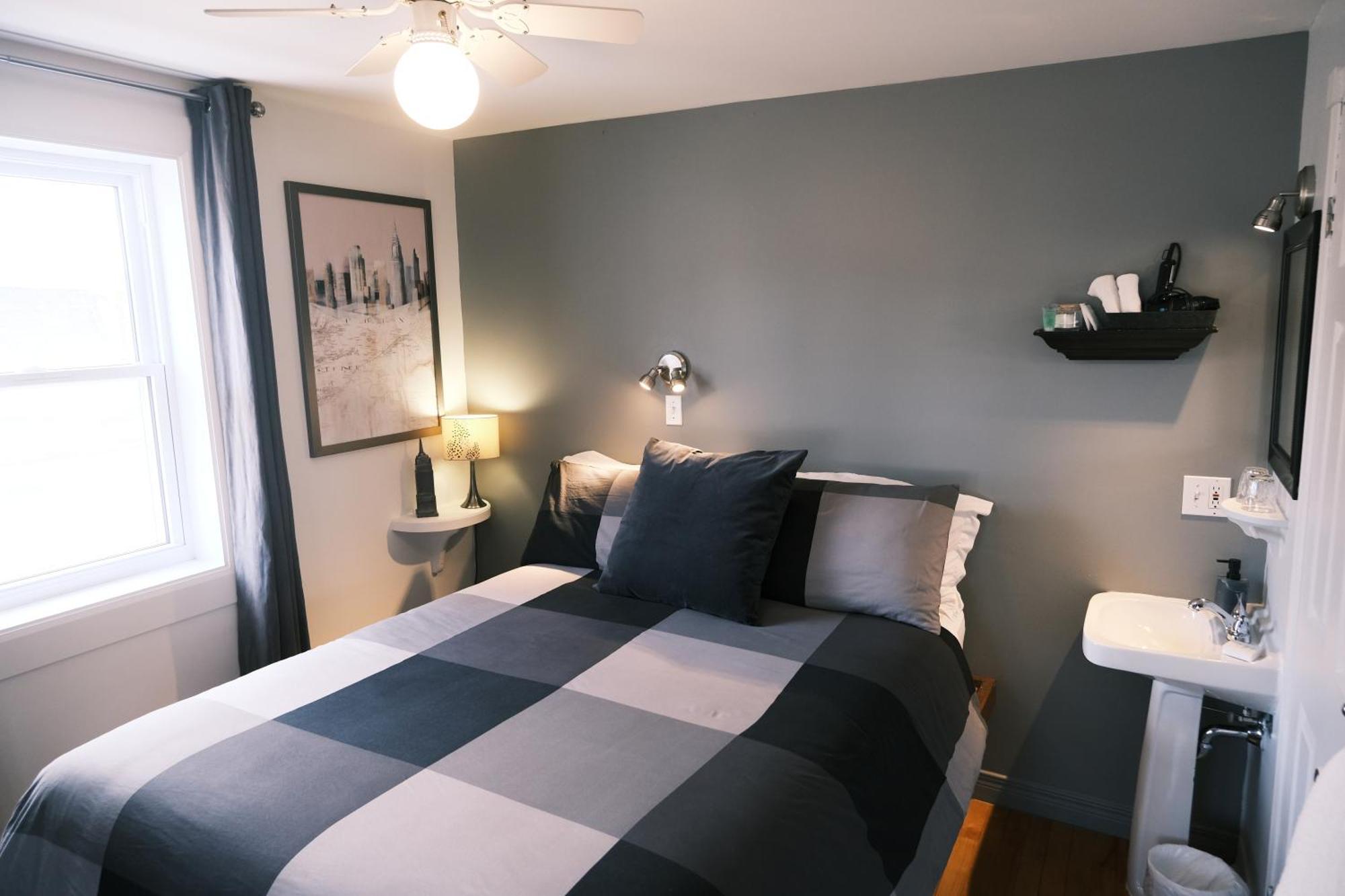 Les Pinsons Des Rives Bed and Breakfast La Malbaie Exteriör bild
